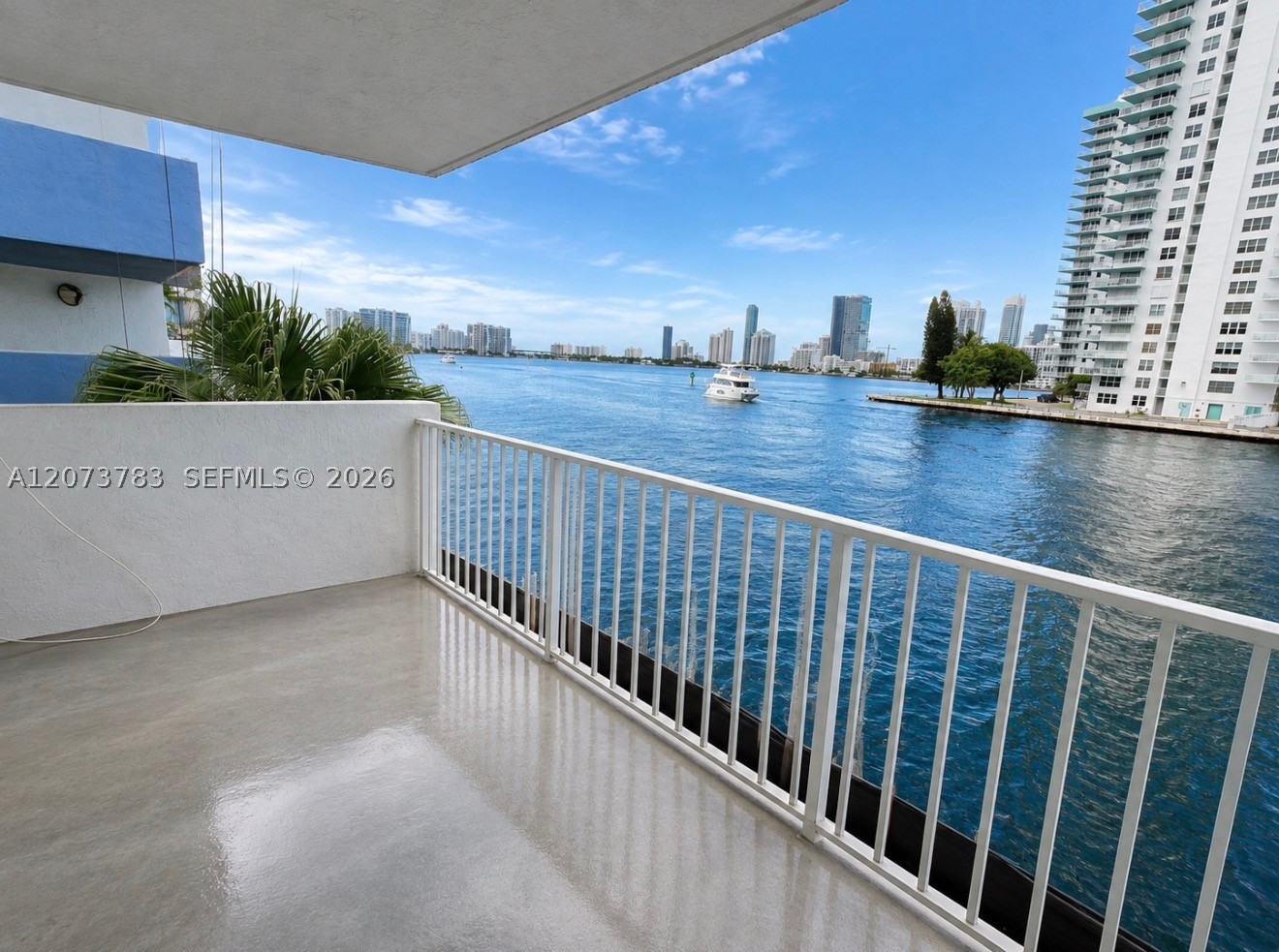 4000 NE 170th St #207, North Miami Beach FL 33160