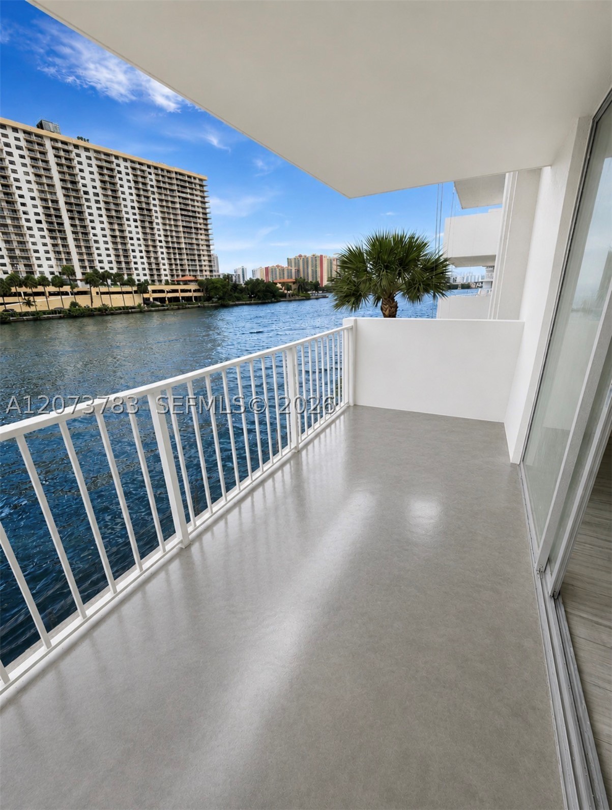 4000 NE 170th St #207, North Miami Beach FL 33160