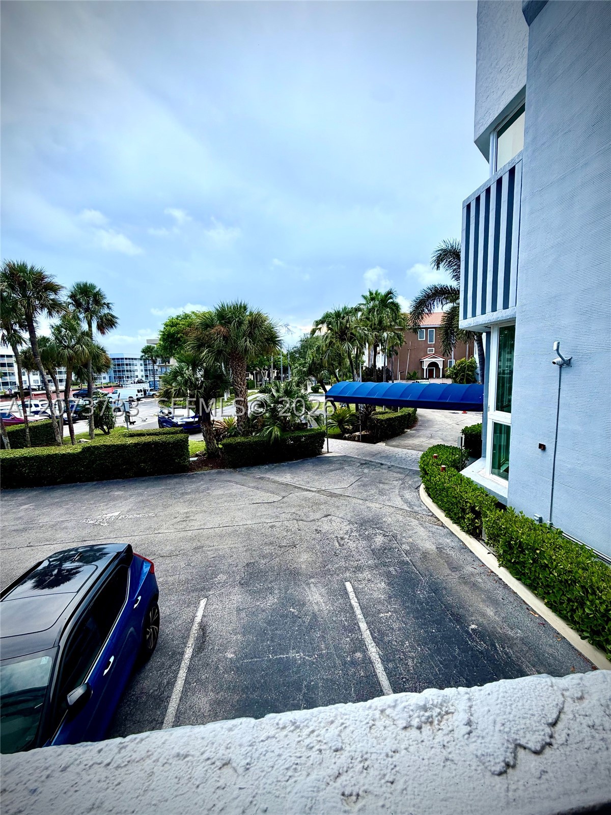 4000 NE 170th St #207, North Miami Beach FL 33160