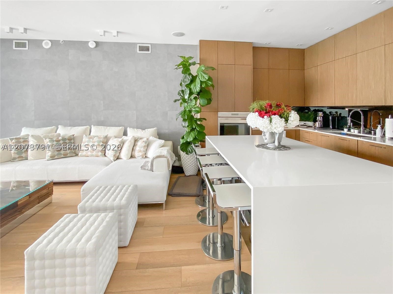 2020 N Bayshore Dr #1606, Miami FL 33137