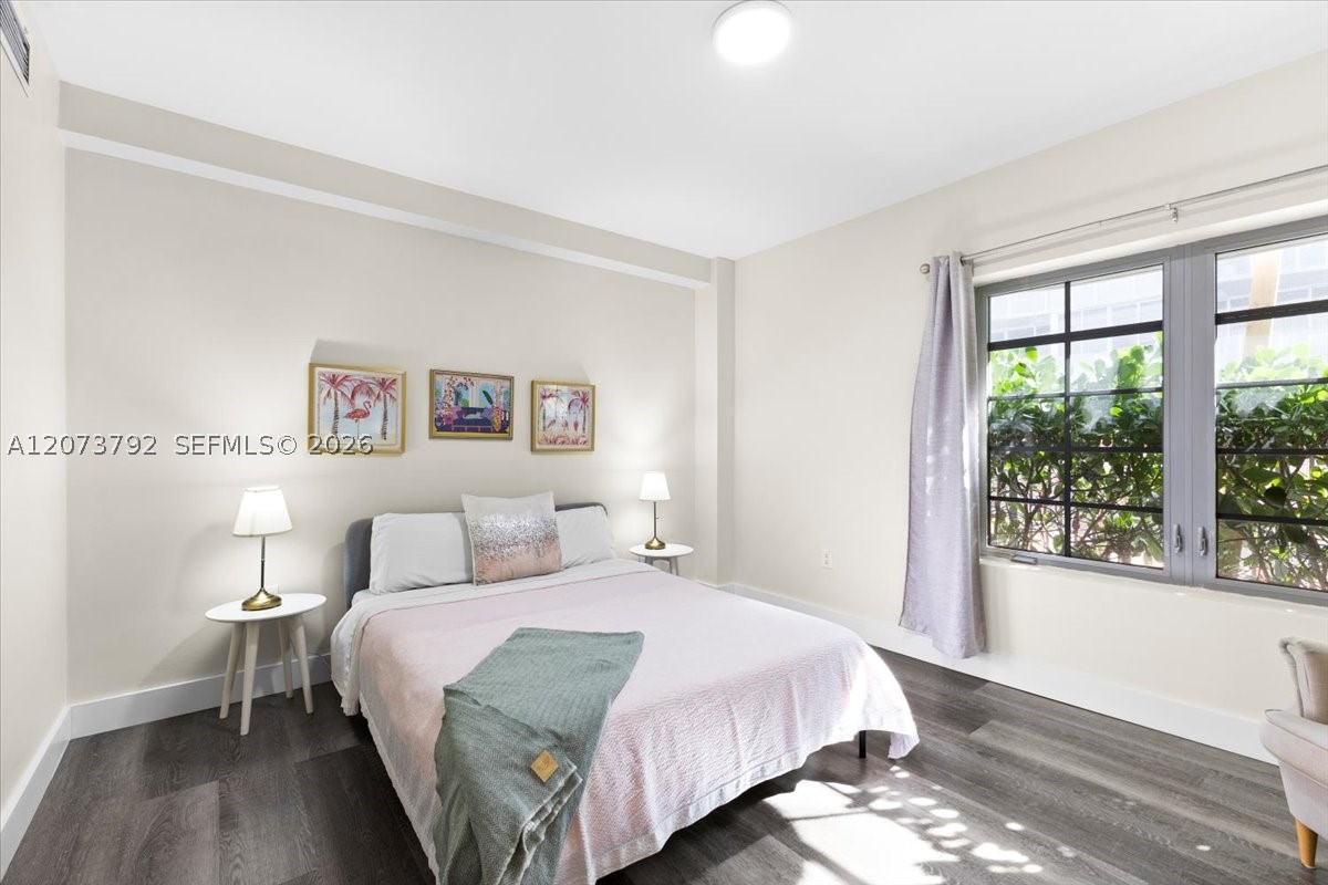 435 21st St #111, Miami Beach FL 33139