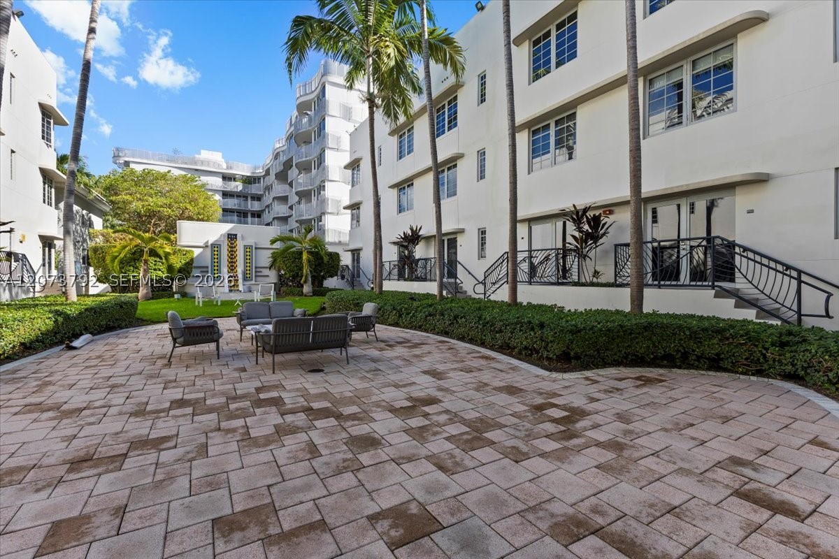 435 21st St #111, Miami Beach FL 33139