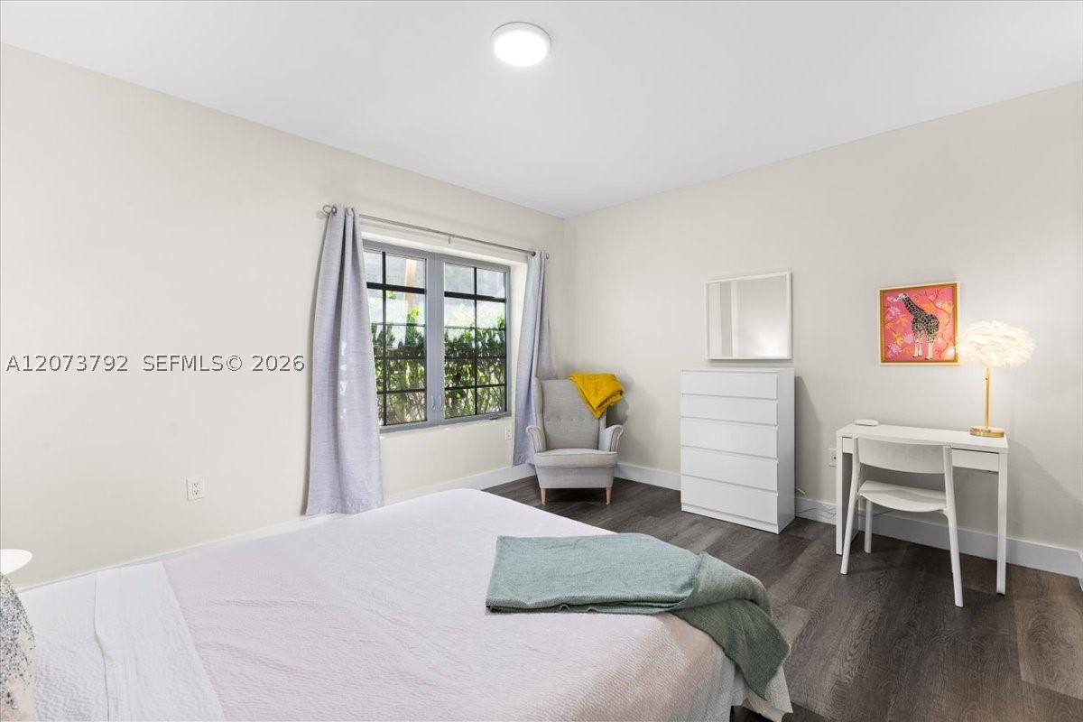 435 21st St #111, Miami Beach FL 33139