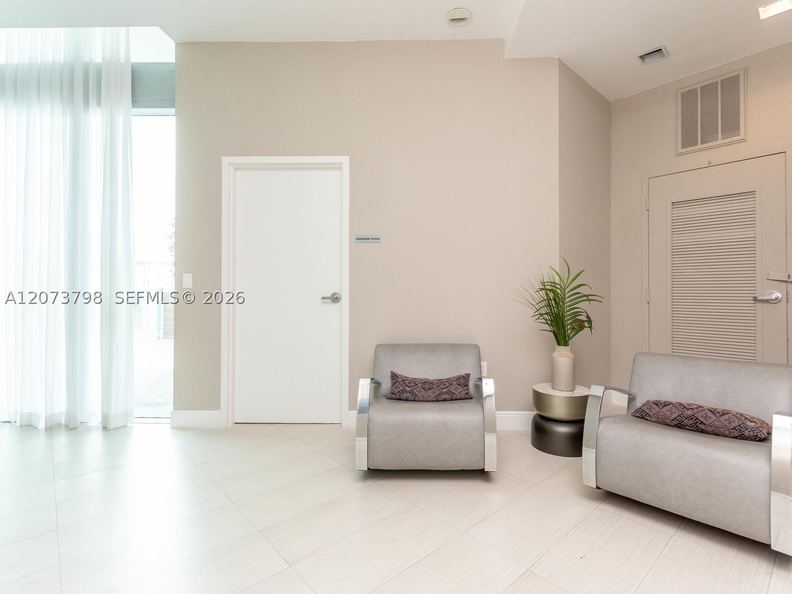 350 S MIAMI AVE #1912, Miami FL 33130