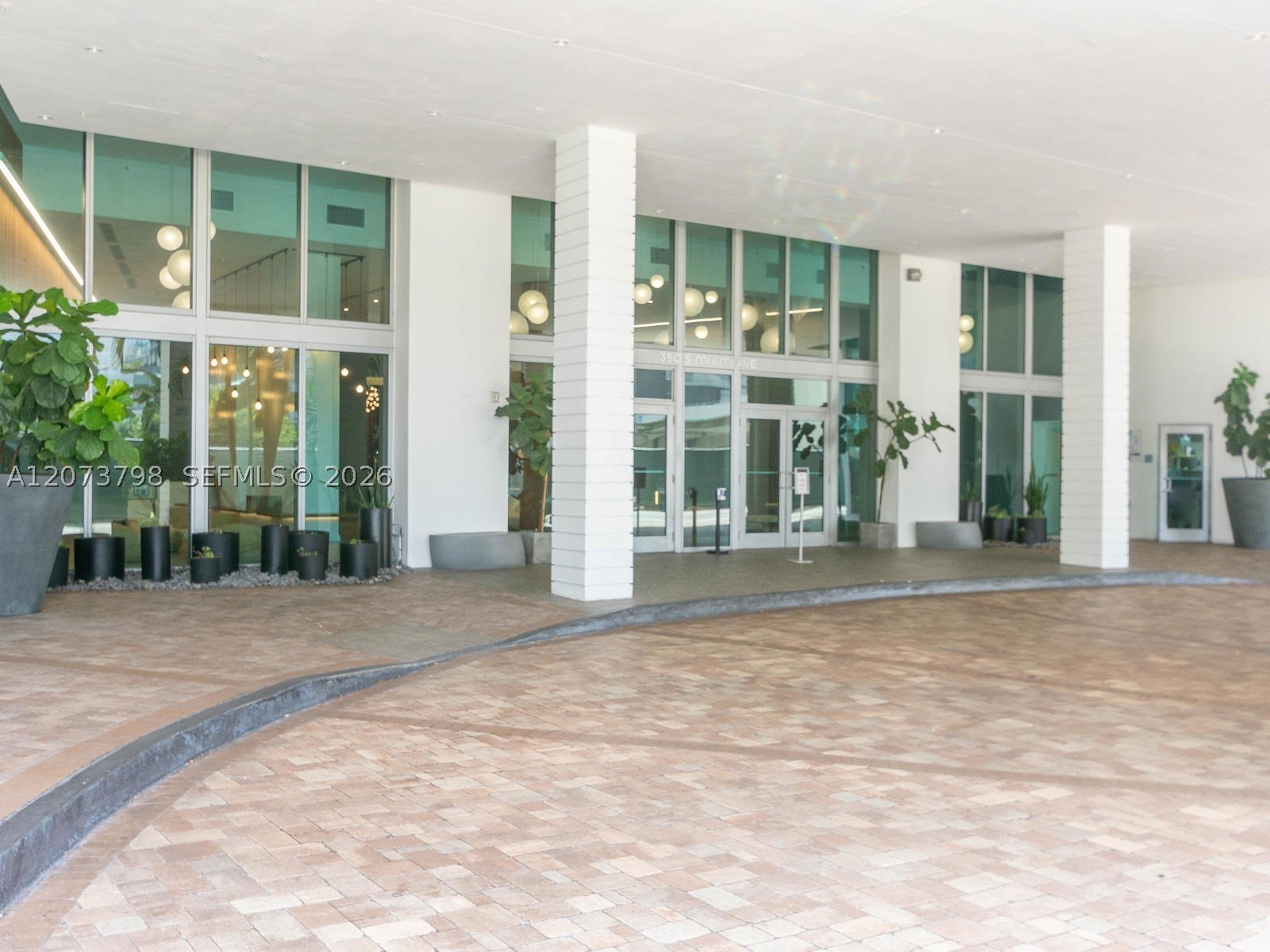 350 S MIAMI AVE #1912, Miami FL 33130