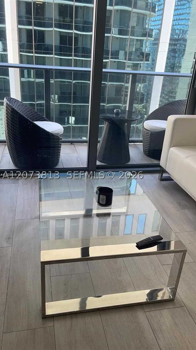 55 SW 9th St #2307, Miami FL 33130