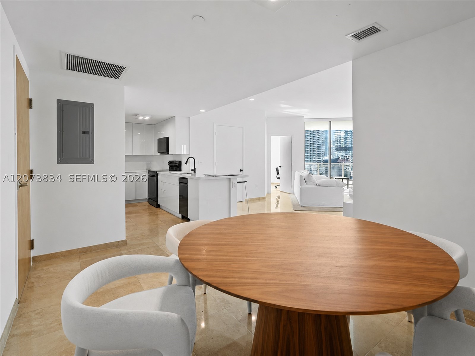 350 S Miami Ave #2304, Miami FL 33130