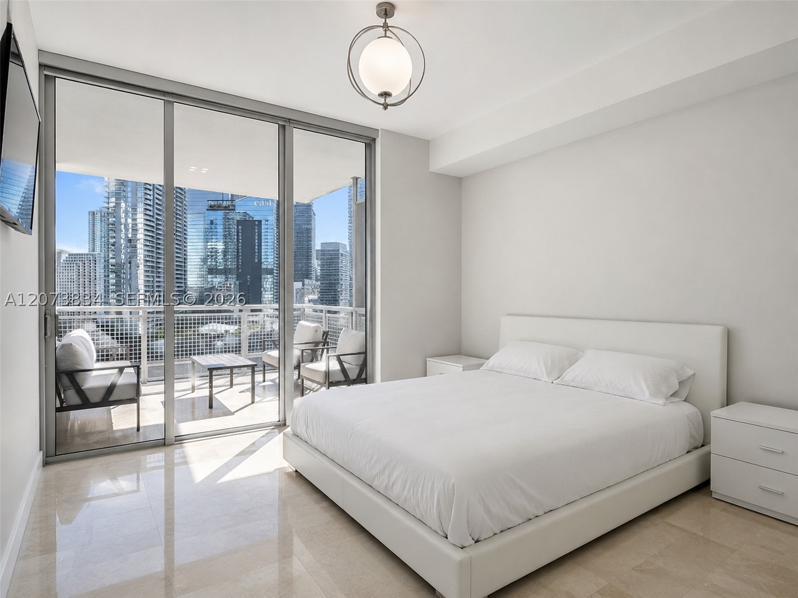 350 S Miami Ave #2304, Miami FL 33130