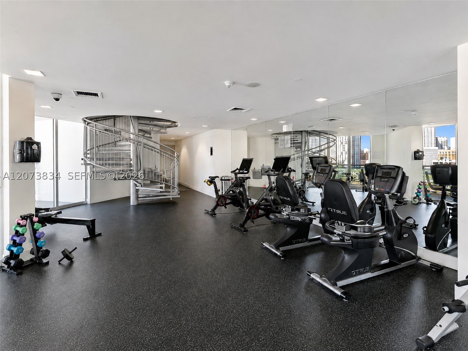 350 S Miami Ave #2304, Miami FL 33130