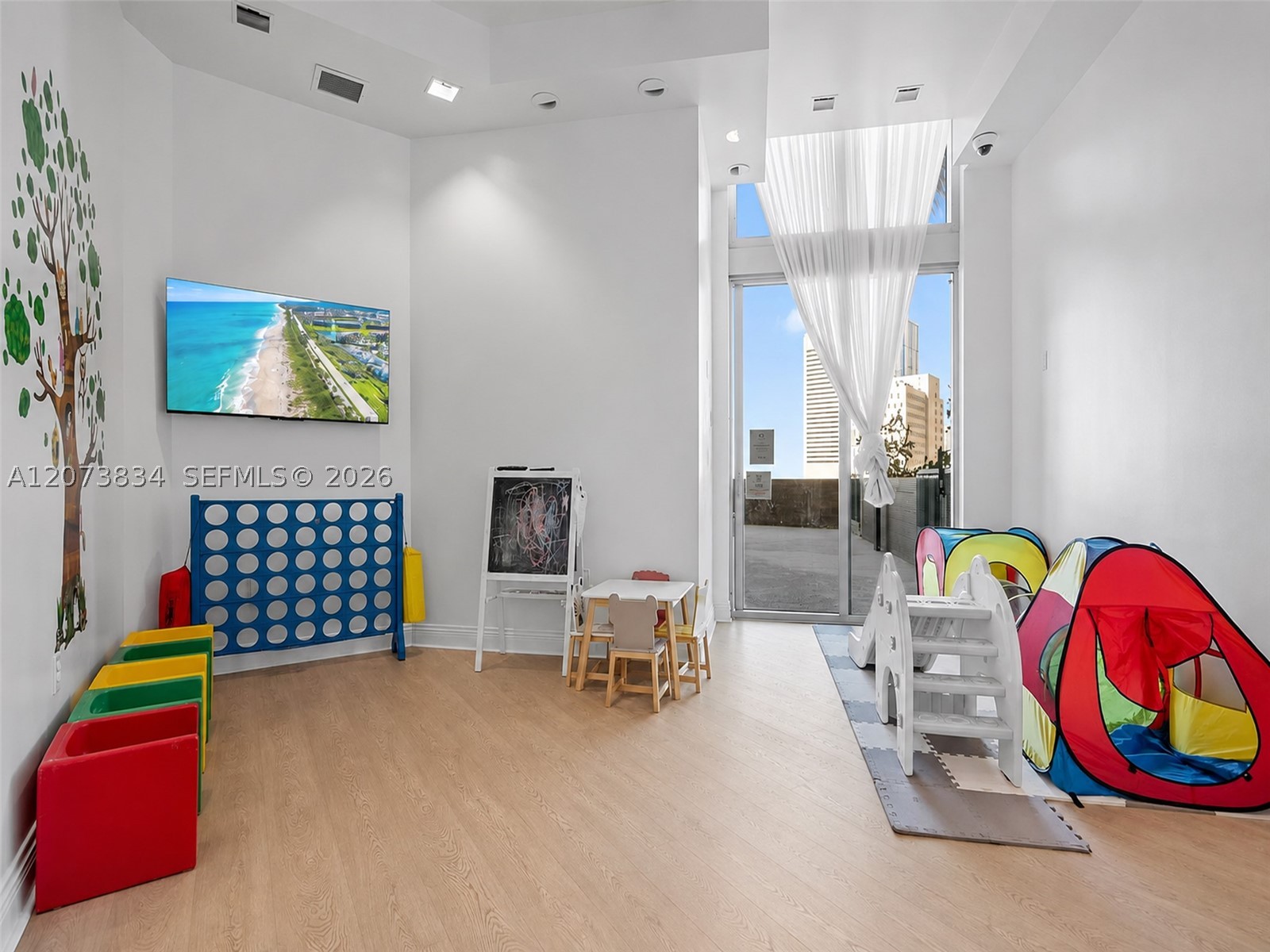 350 S Miami Ave #2304, Miami FL 33130