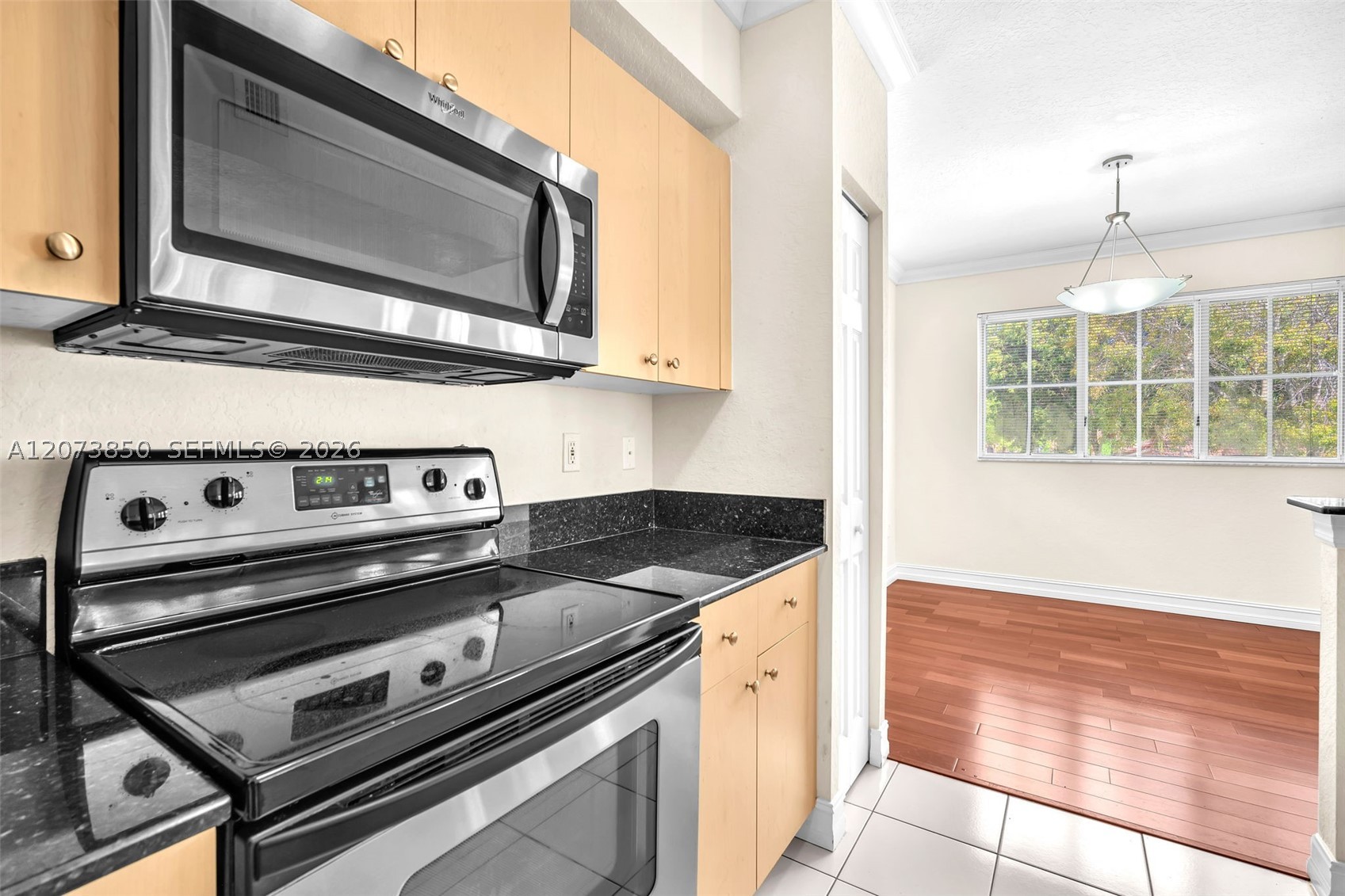2532 Centergate Dr #201, Miramar FL 33025