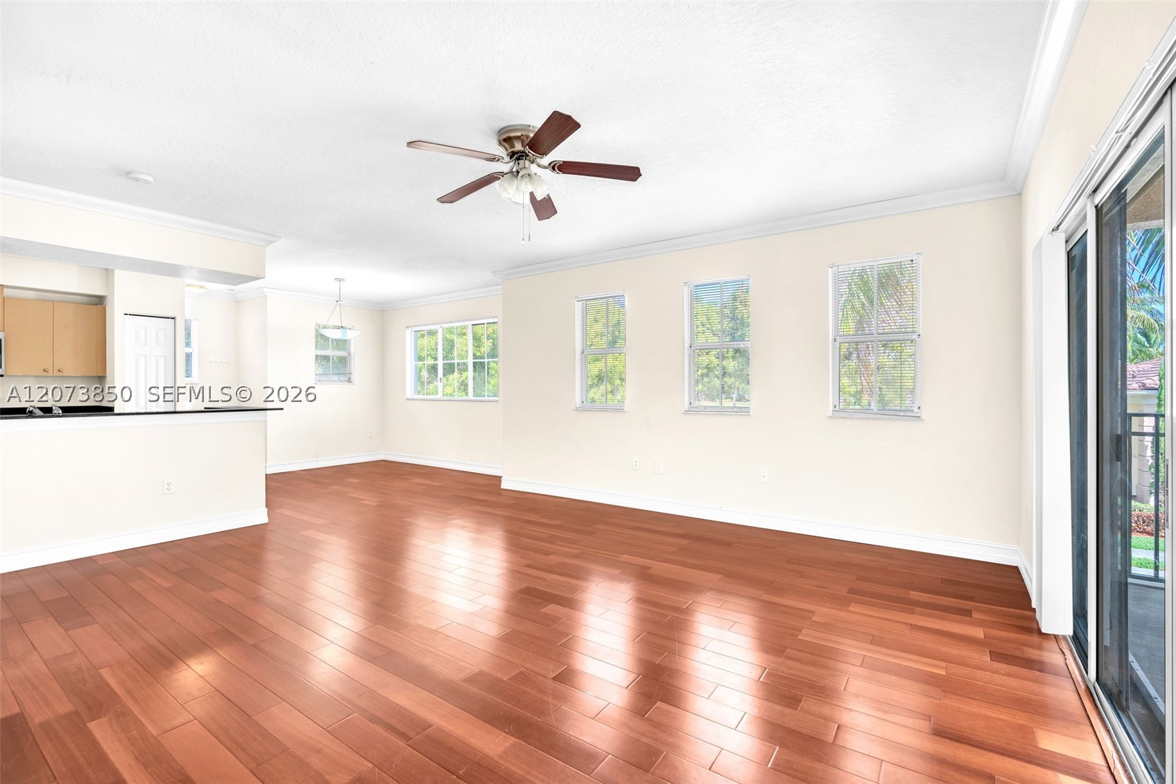 2532 Centergate Dr #201, Miramar FL 33025