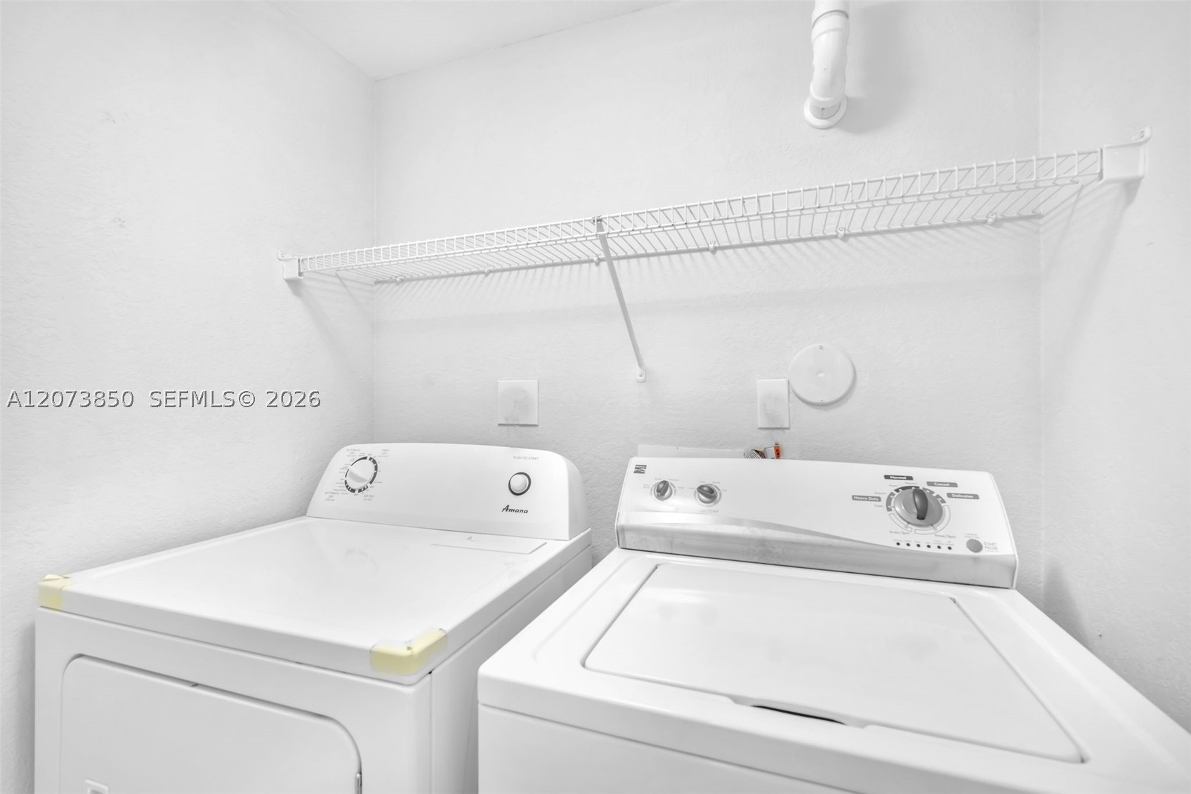 2532 Centergate Dr #201, Miramar FL 33025