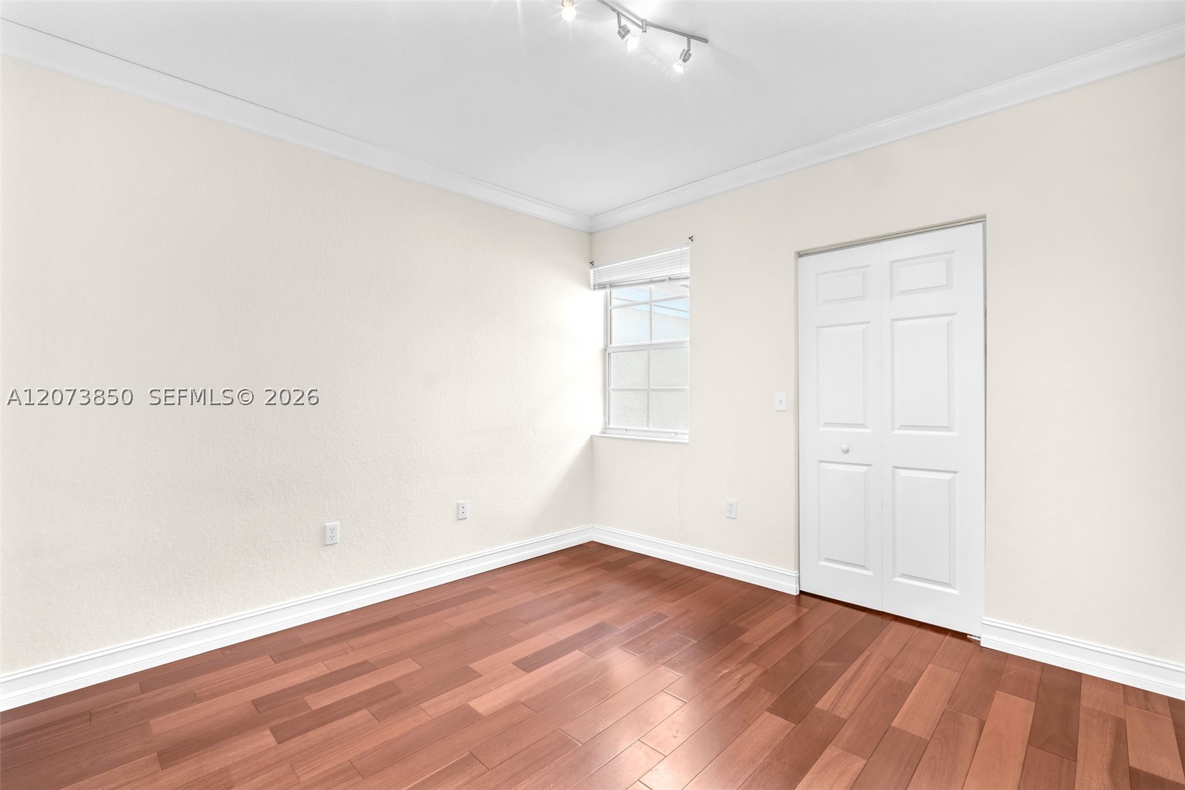 2532 Centergate Dr #201, Miramar FL 33025