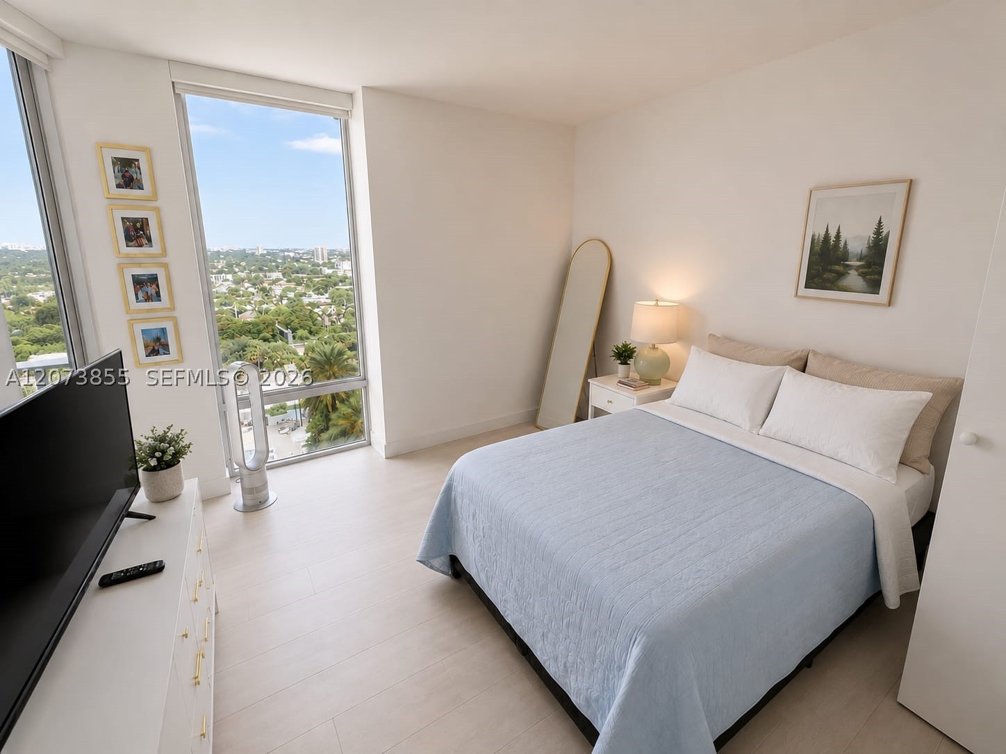 1010 SW 2nd Ave #1409, Miami FL 33130