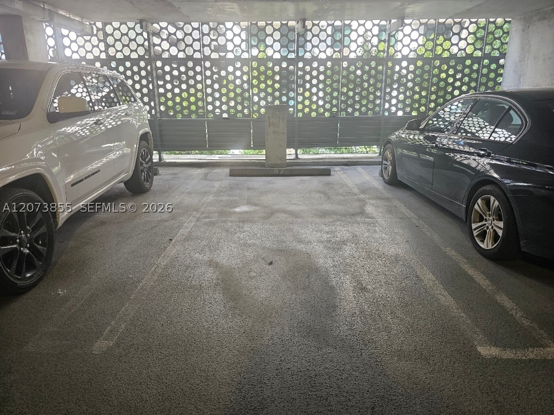 1010 SW 2nd Ave #1409, Miami FL 33130
