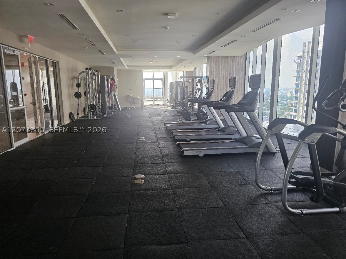 1010 SW 2nd Ave #1409, Miami FL 33130