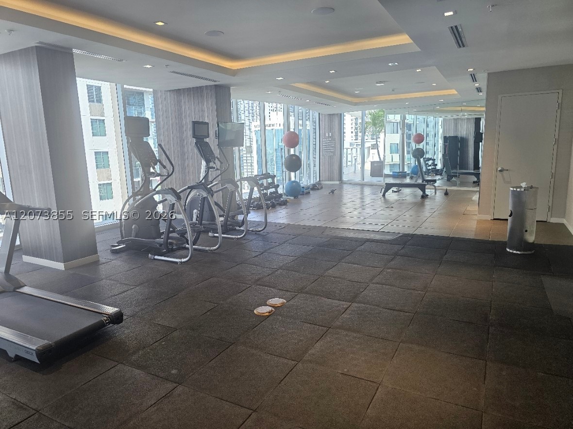 1010 SW 2nd Ave #1409, Miami FL 33130