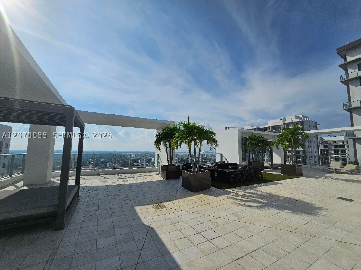 1010 SW 2nd Ave #1409, Miami FL 33130