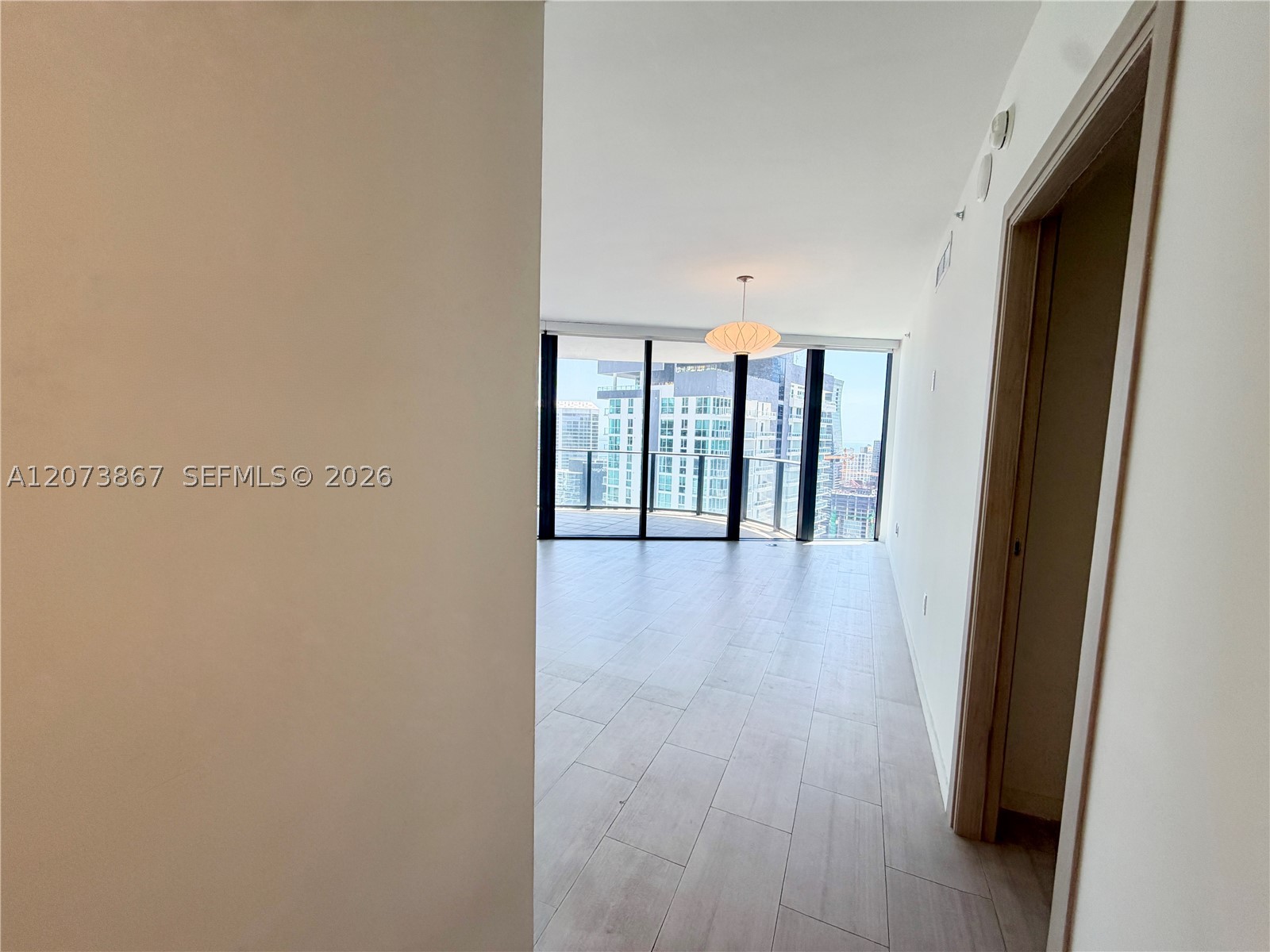 1000 Brickell Plz #4301, Miami FL 33131
