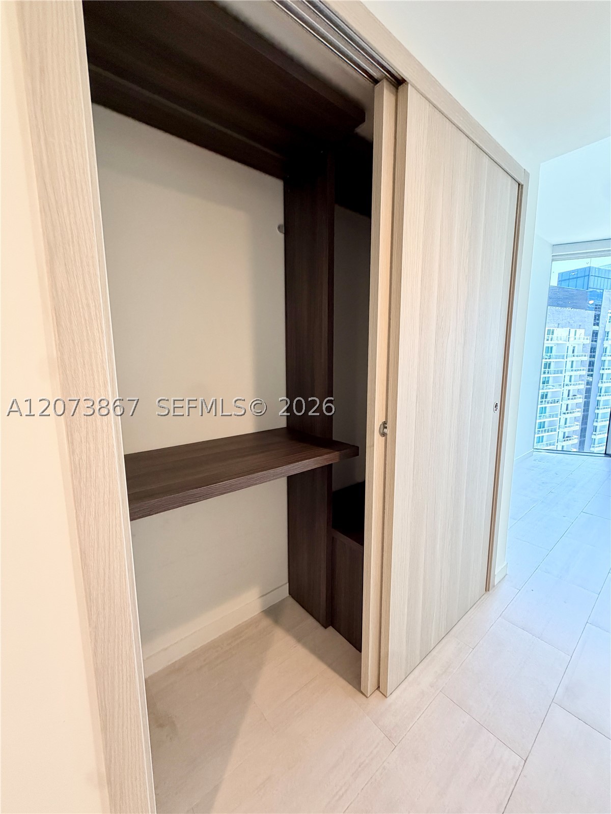1000 Brickell Plz #4301, Miami FL 33131