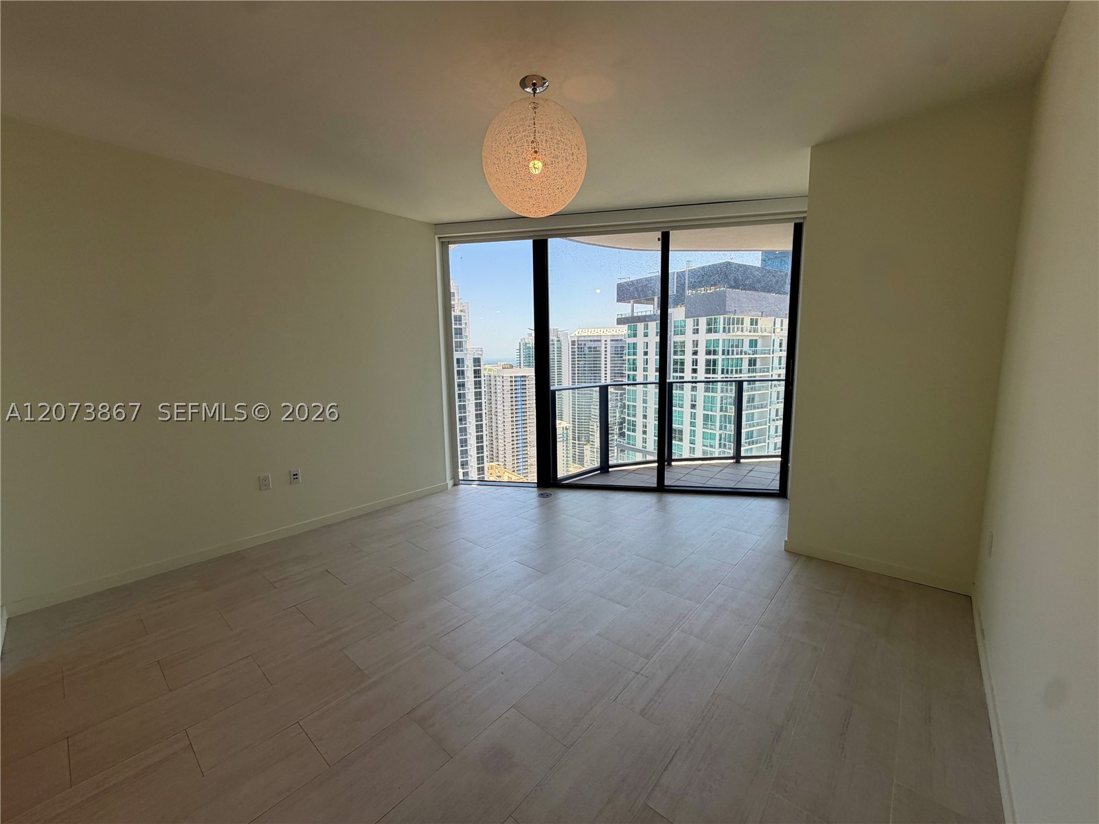 1000 Brickell Plz #4301, Miami FL 33131