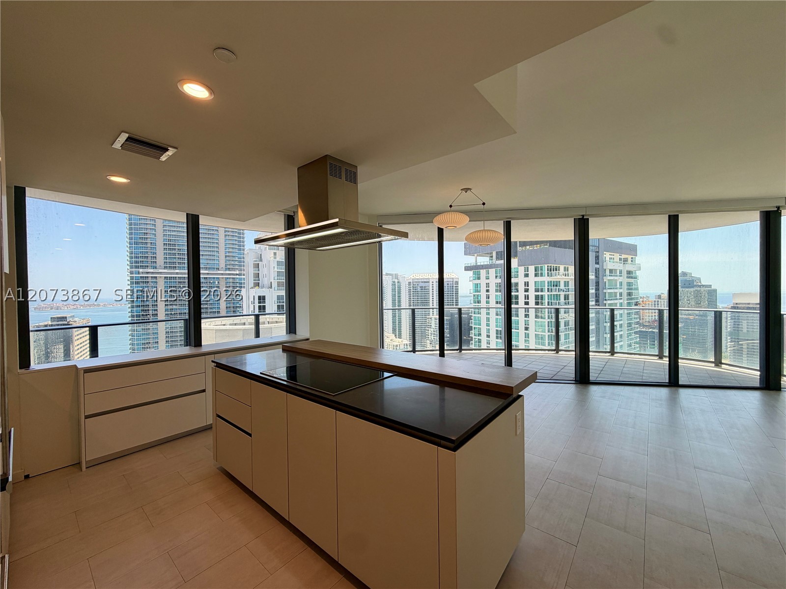 1000 Brickell Plz #4301, Miami FL 33131