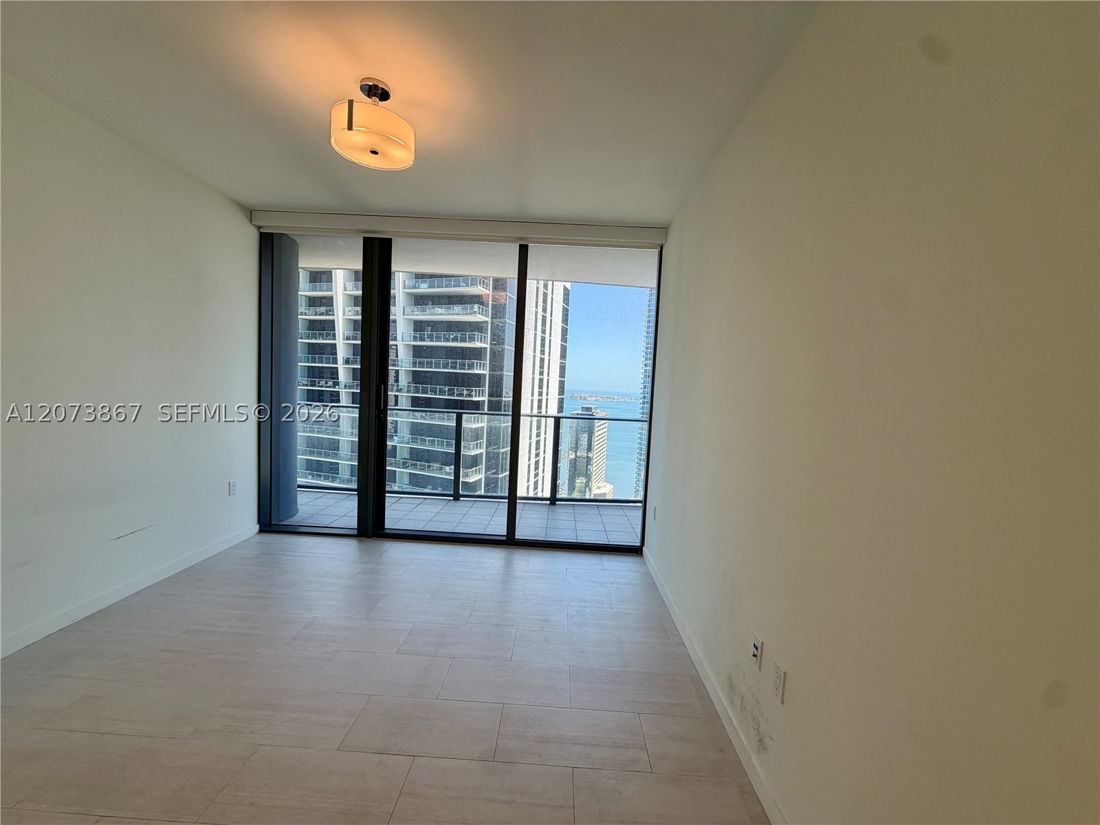 1000 Brickell Plz #4301, Miami FL 33131