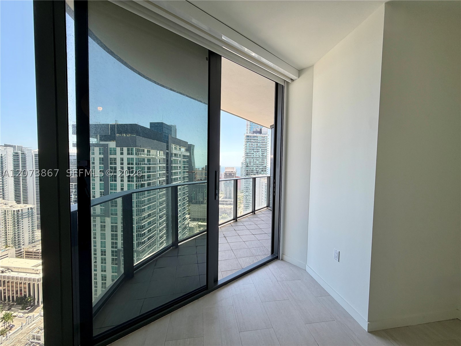 1000 Brickell Plz #4301, Miami FL 33131