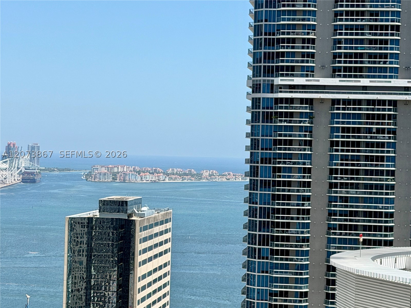 1000 Brickell Plz #4301, Miami FL 33131