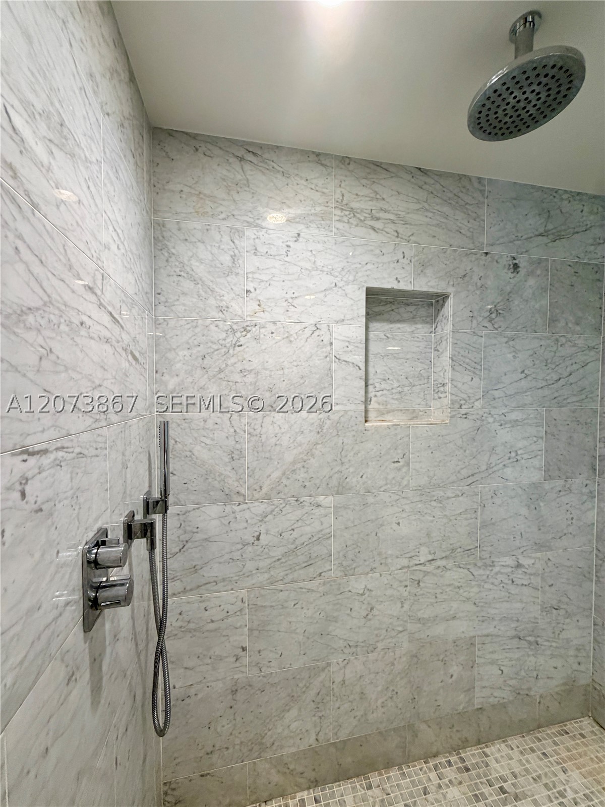 1000 Brickell Plz #4301, Miami FL 33131