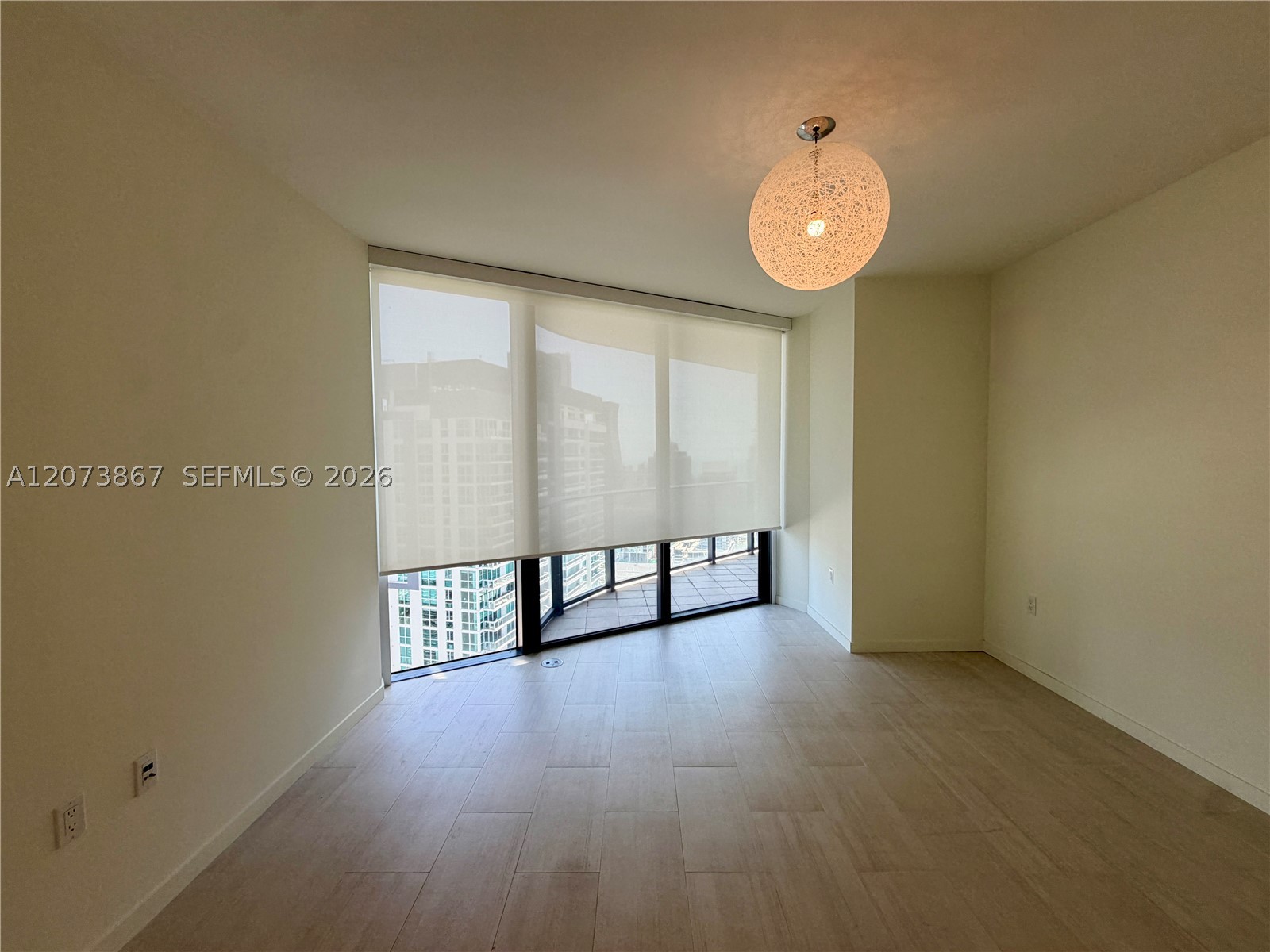 1000 Brickell Plz #4301, Miami FL 33131