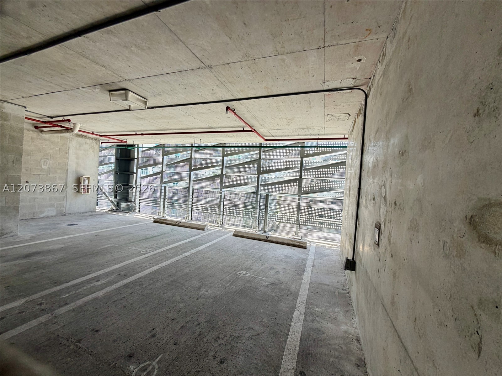1000 Brickell Plz #4301, Miami FL 33131