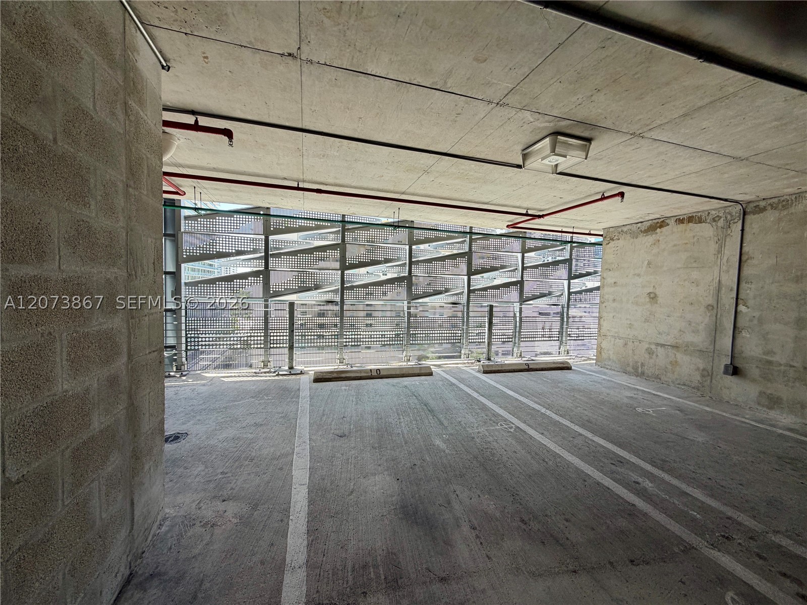 1000 Brickell Plz #4301, Miami FL 33131