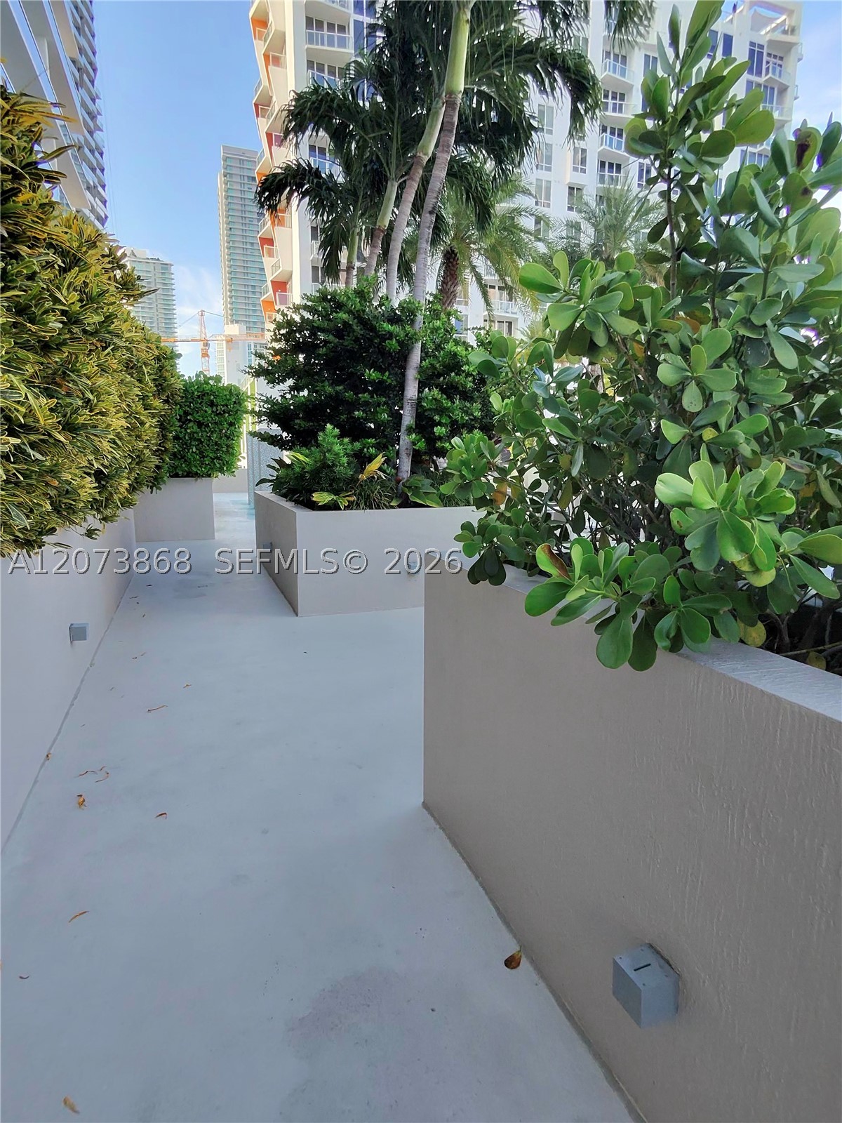 600 NE 27th St #604, Miami FL 33137