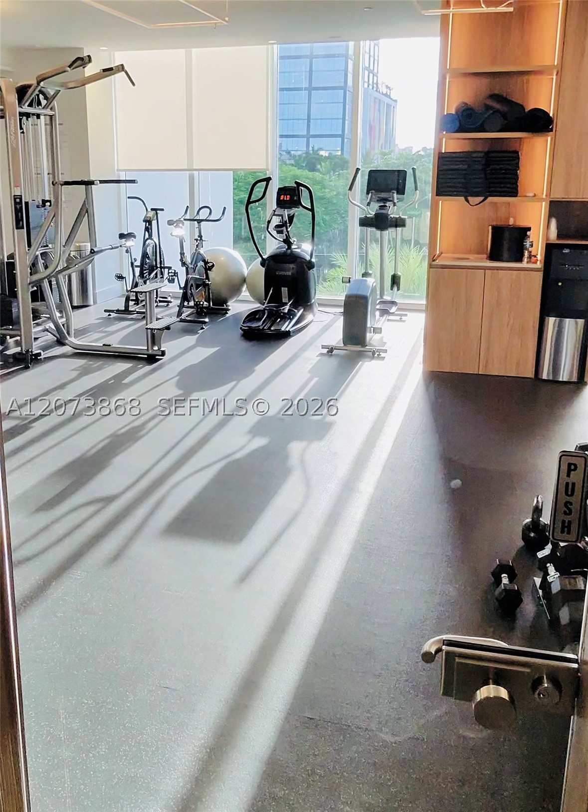 600 NE 27th St #604, Miami FL 33137