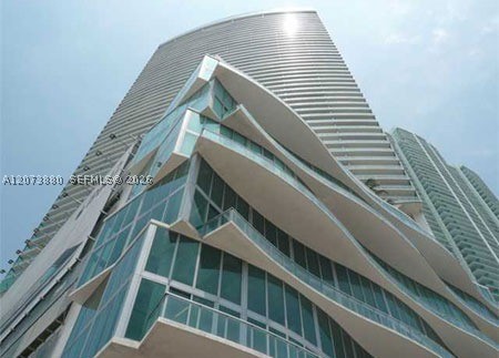 888 Biscayne Blvd #2403, Miami FL 33132