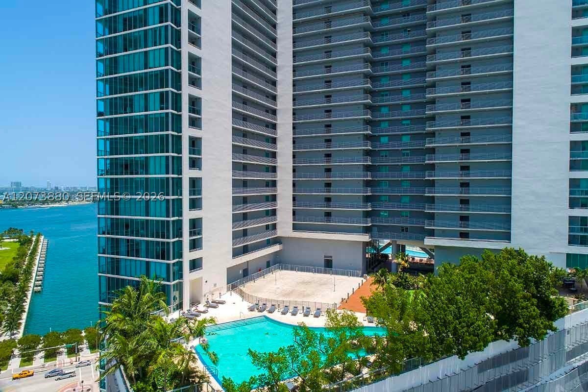 888 Biscayne Blvd #2403, Miami FL 33132
