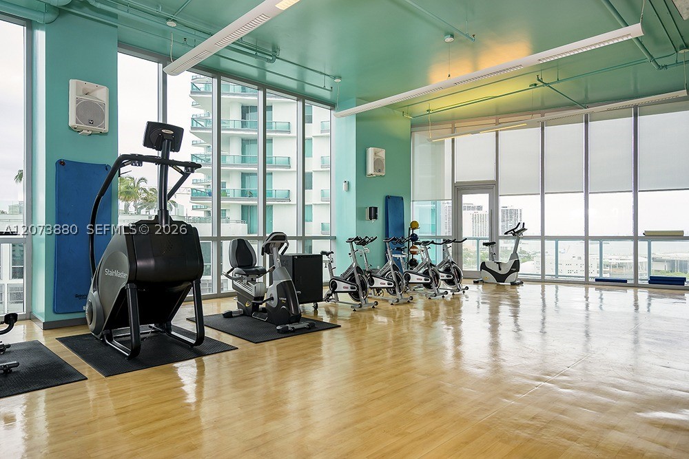 888 Biscayne Blvd #2403, Miami FL 33132