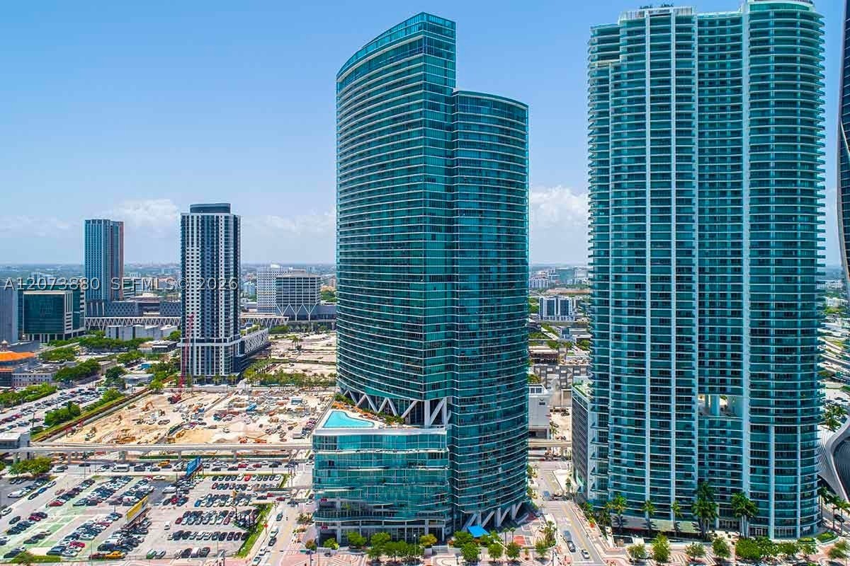 888 Biscayne Blvd #2403, Miami FL 33132