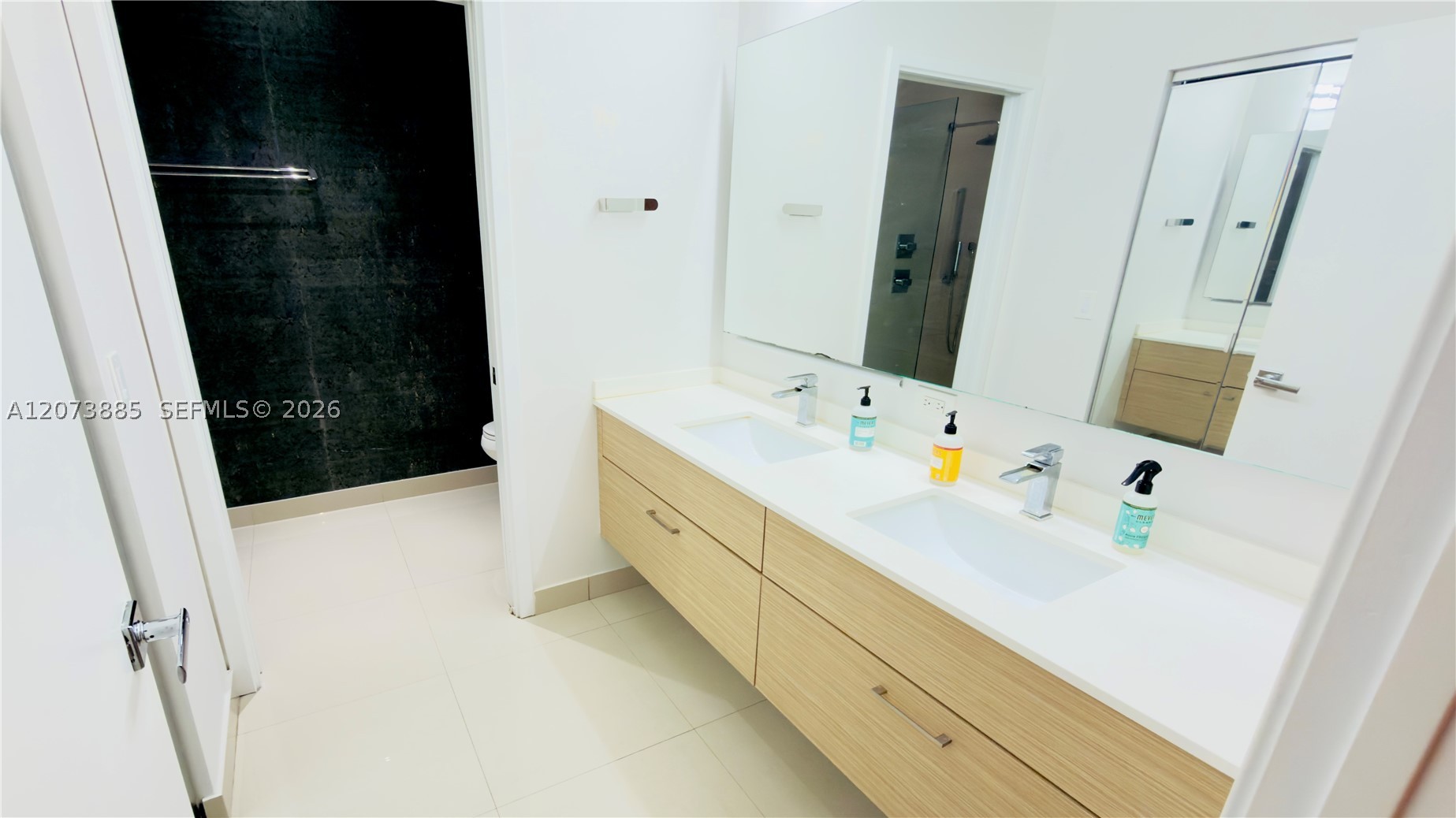 600 NE 27th St #604, Miami FL 33137