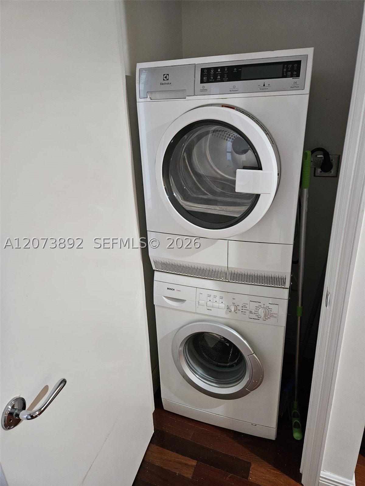 20000 E Country Club Dr #302, Aventura FL 33180