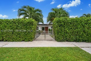 265 Fairway Dr, Miami Beach FL 33141