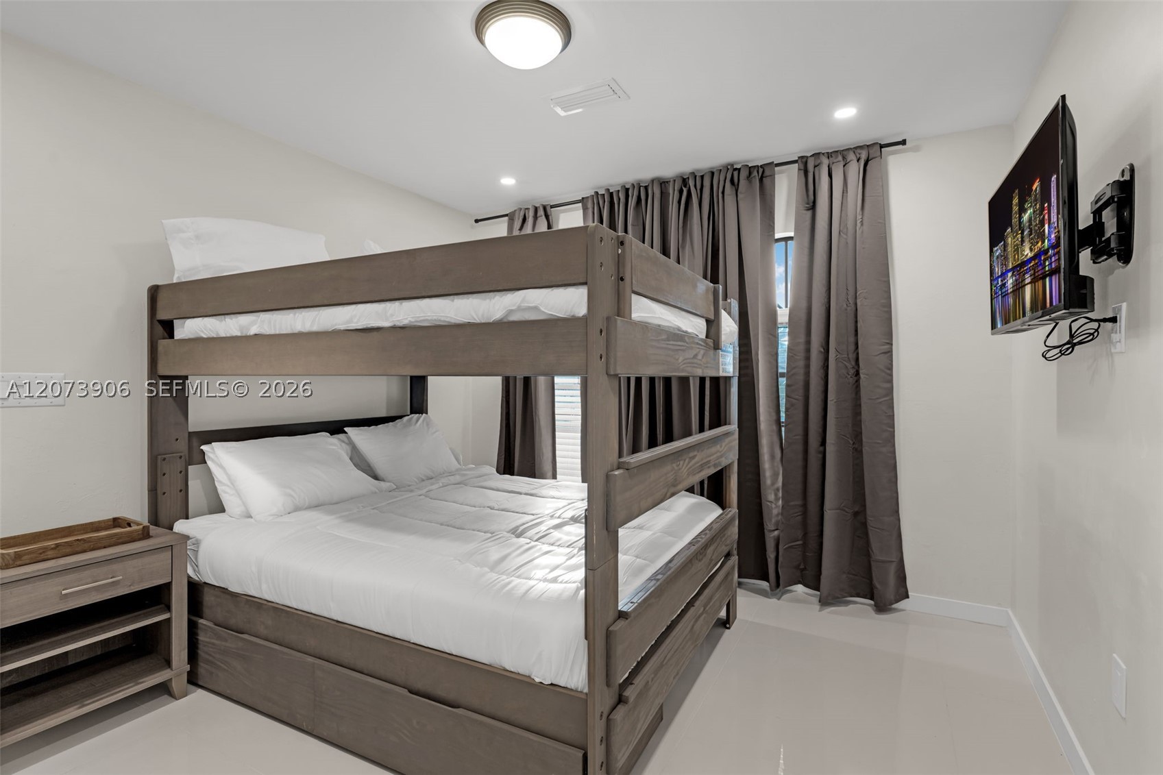 1075 NE 12 AVE #1075, Homestead FL 33030