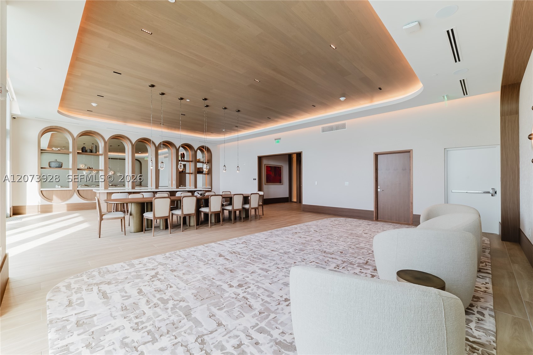 2411 Laguna Cir #2909, Miami FL 33181