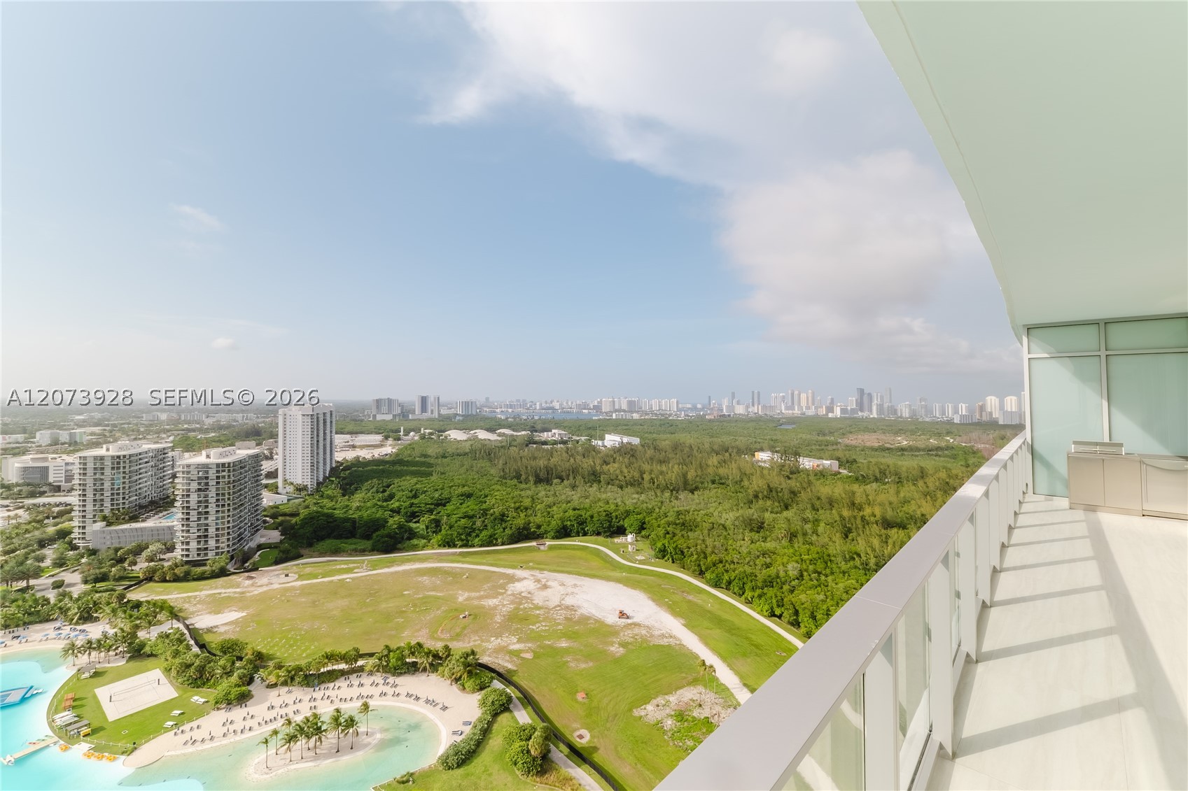 2411 Laguna Cir #2909, Miami FL 33181
