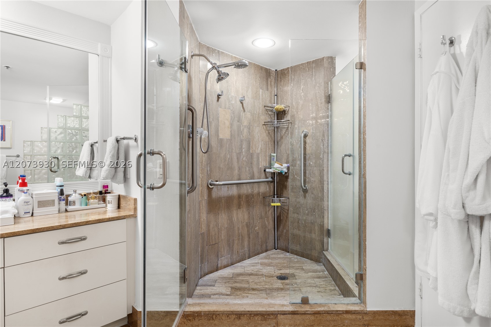 1581 Brickell Ave #1105, Miami FL 33129