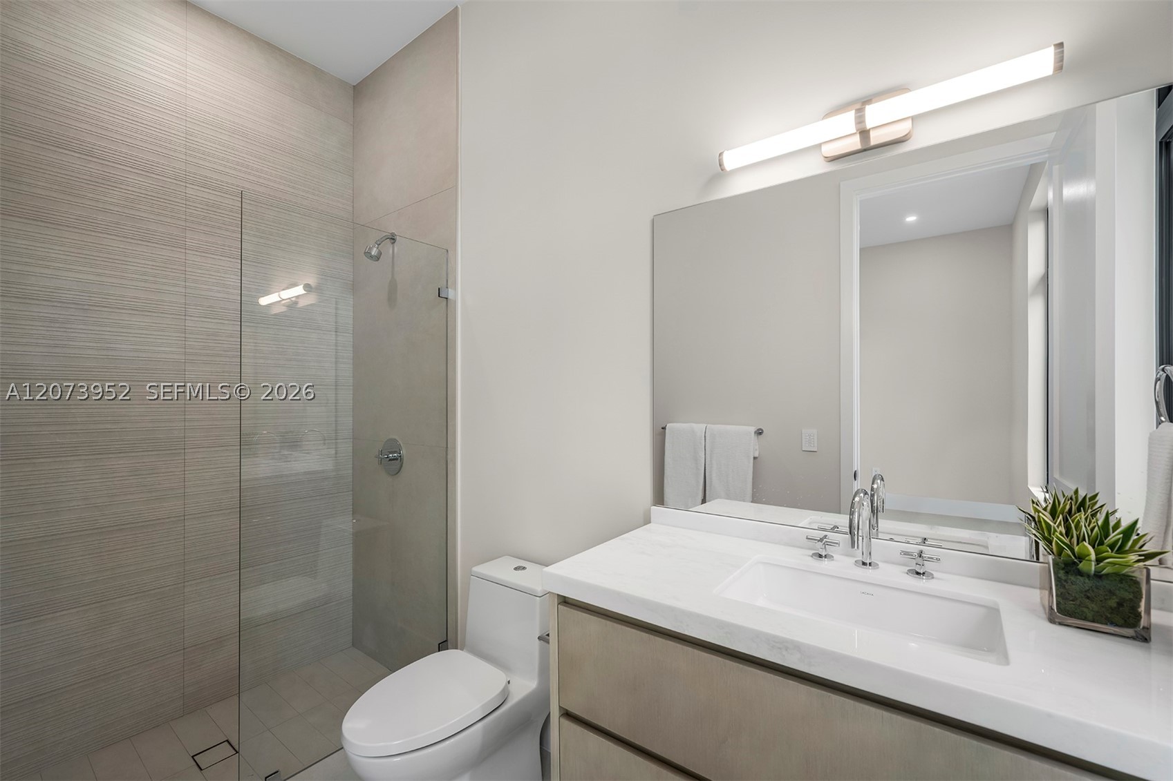 10860 SW 67th Ct, Pinecrest FL 33156