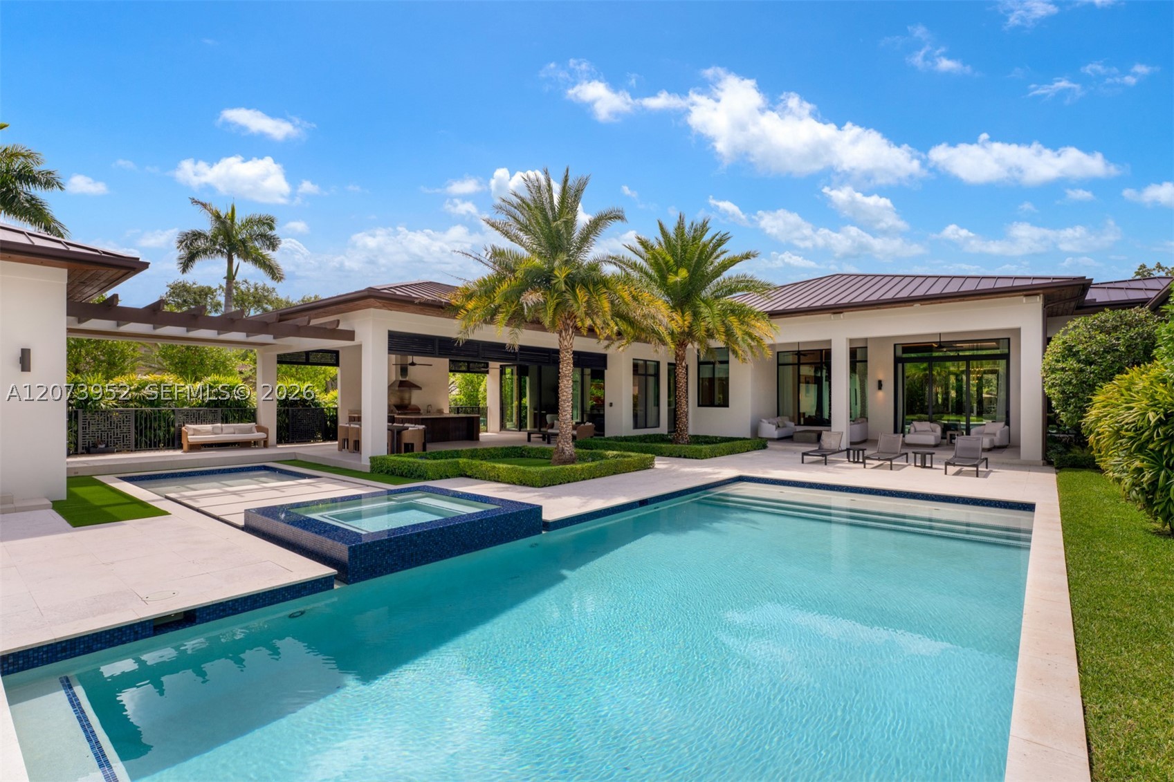 10860 SW 67th Ct, Pinecrest FL 33156