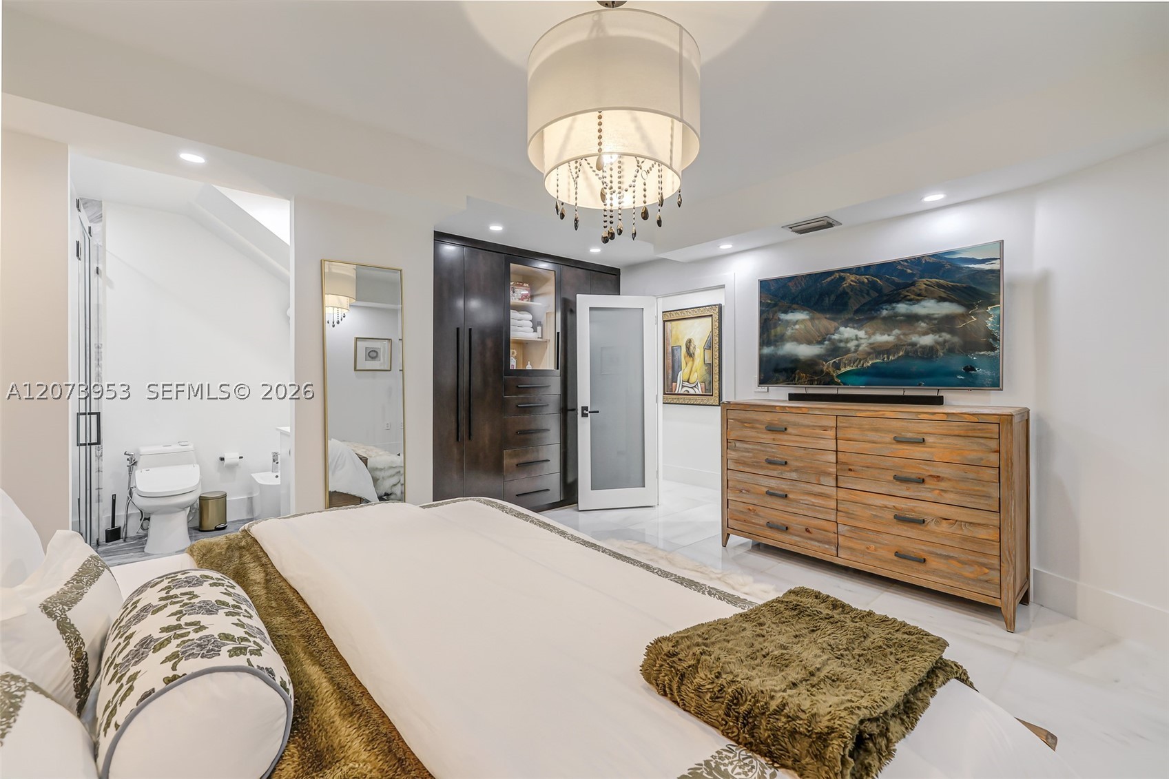 8761 SW 56th St, Miami FL 33165